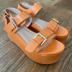 Urban Outfitters Violet Buckled Flatform Sandals